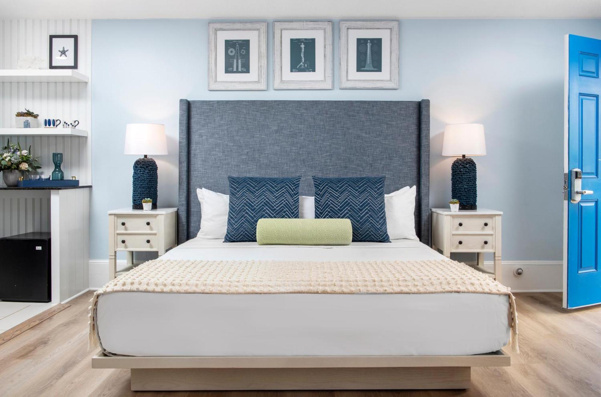 Sea Crest Beach Resort Фолмут Экстерьер фото