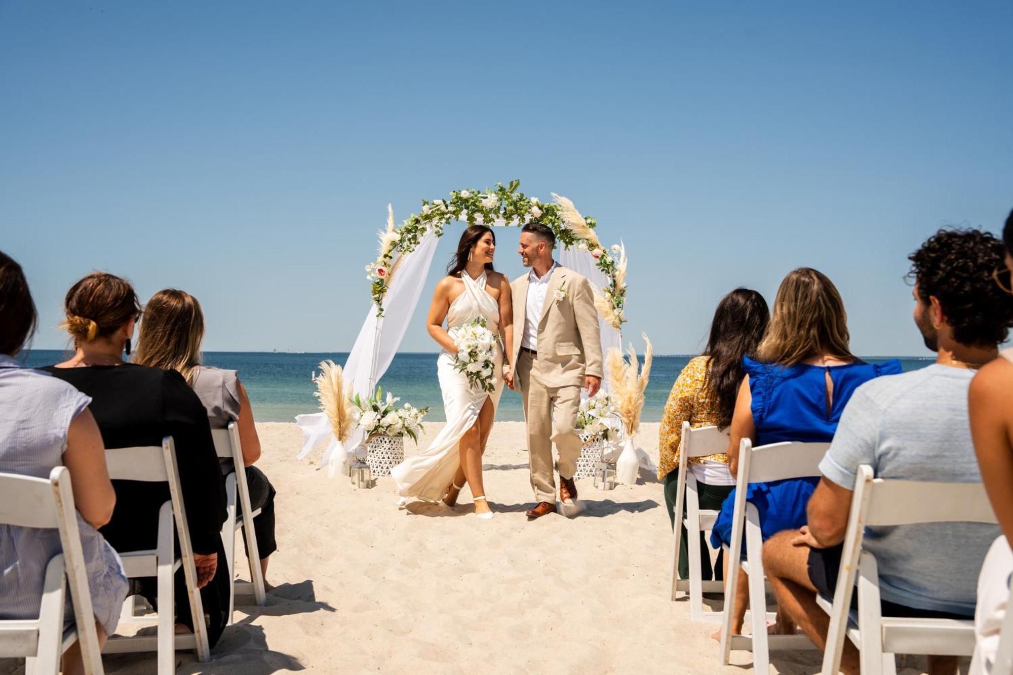 Sea Crest Beach Resort Фолмут Экстерьер фото